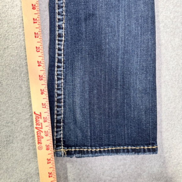Silver Jeans Womens Tuesday 16 1/2 W32/L33 Medium Denim Wide Stitch Low Rise - Picture 3 of 9